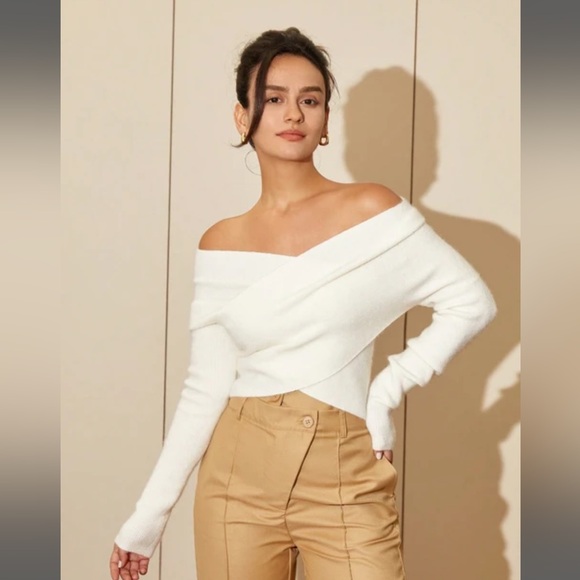 AEL White Off Shoulder Sweater - Crop - Cross - Long Sleeve Pullover SZ XS Women - Picture 3 of 8